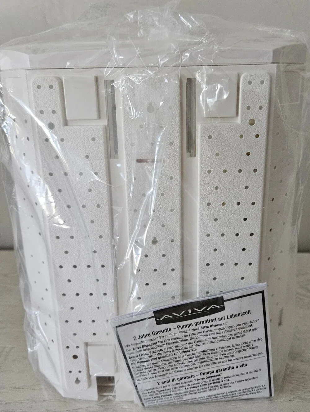 The Dispenser Shower Corner  Trio Body Wash Shampoo Conditioner Lotion NIB
